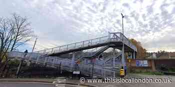 Belvedere train station: Man dies after suspected stabbing