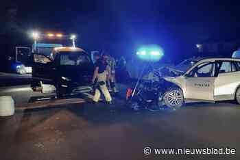 Twee gewonden bij ongeval langs Kanaal Roeselare-Leie, bestuurder (23) heeft gedronken