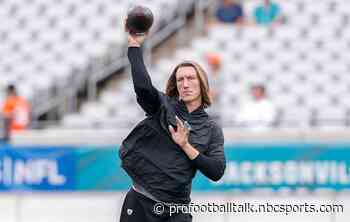 Trevor Lawrence throws for 73 yards, touchdown on first possession