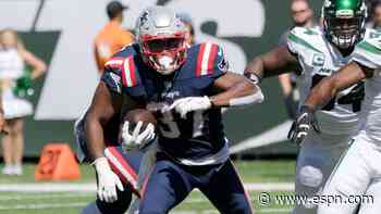 Patriots RB Damien Harris carries four Jets into the end zone on 26-yard TD run