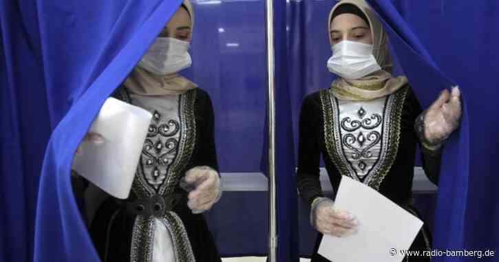 Russische Kremlpartei feiert Sieg – Viele Verstöße