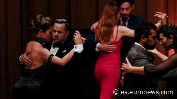 Buenos Aires vuelve a vivir en persona su Festival y Mundial de Tango tras su edición virtual - Euronews Español