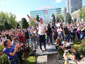 Maxime Bernier speaks at anti-vax Calgary 'freedom rally' attended by more than 1,000 - Calgary Herald