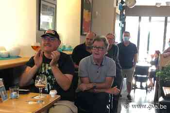 Supporters trots op zilveren medaille: “Zondag gaat Wout voor goud” - Gazet van Antwerpen