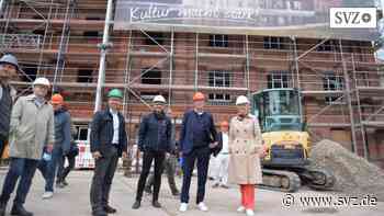 Parchim: Manuela Schwesig besuchte Baustelle der Kulturmühle und Theaterfest | svz.de - svz – Schweriner Volkszeitung