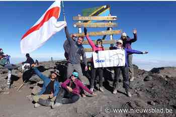 Jelle Veyt laat Dendermondse vlag wapperen op top Kilimanjaro: “En er komt nog meer”<BR />
