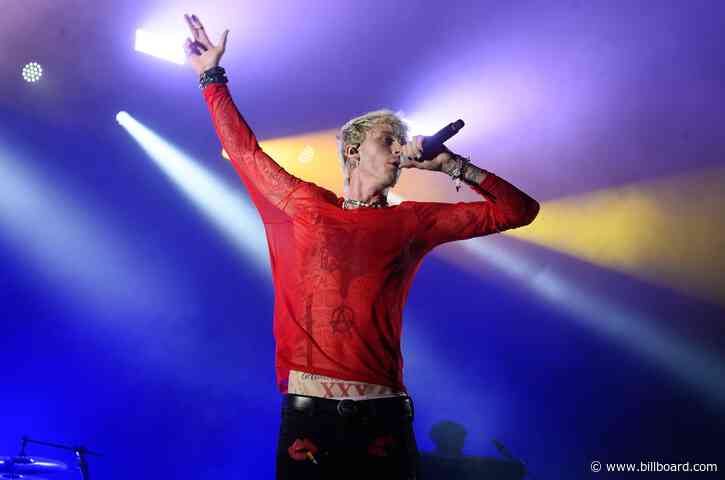 Machine Gun Kelly Talks Smack About Slipknot’s ‘Weird’ Masks at Riot Fest