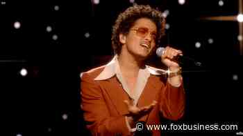 Motorola CEO pays Bruno Mars big bucks to perform at son's Cape Cod wedding - Fox Business