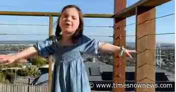 'The birds must love my singing': 3-year-old girl sings Bruno Mars' 'Talking To The Moon'; Internet goes aww - Times Now