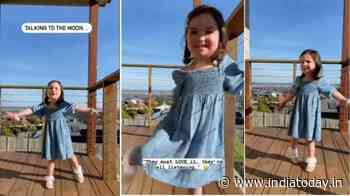 Little girl sings Bruno Mars's Talking To The Moon in viral video. Cuteness overloaded, says Internet - India Today