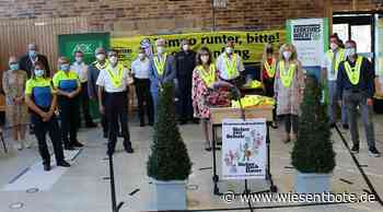 Bamberg: AOK und Kreisverkehrswacht Bayern überreichten Warnweste und Reflektoren für Erstklässler - Der Neue Wiesentbote