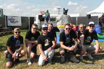 Meer dan duizend aanwezigen op eerste festival Rock Beats Cancer - Het Nieuwsblad