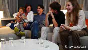 Federal party leaders, supporters watch early vote results