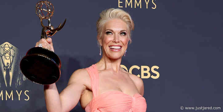 Seth Rogen Mispronounced Hannah Waddingham's Name at the Emmy Awards 2021 & She Had A Perfect Reaction To It