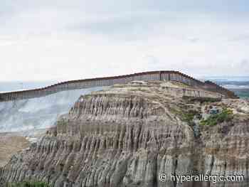 The Disruptive Architecture of Border Walls - Hyperallergic