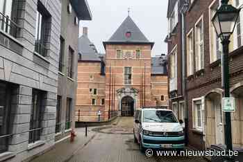 Twintiger grijpt ex-vriendin bij de keel en bedreigt haar via sociale media: “Hij wist met zijn gevoelens geen blijf”