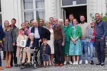 Valère en Diane vieren briljanten huwelijksverjaardag - Het Nieuwsblad