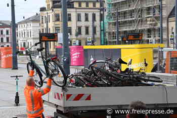 Am Chemnitzer Hauptbahnhof: Stadt lässt herrenlose Fahrräder entsorgen - Freie Presse