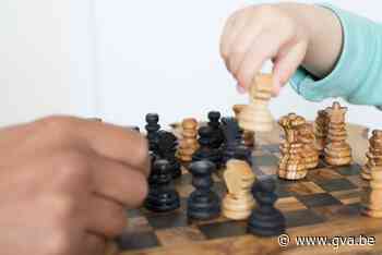 Molse bib opent schaakhoek (Mol) - Gazet van Antwerpen
