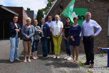 Vlaams Belang verwijt CD&V hypocriet gedrag: “Politieke spelletjes op kap van de poetsvrouwen” - Het Nieuwsblad