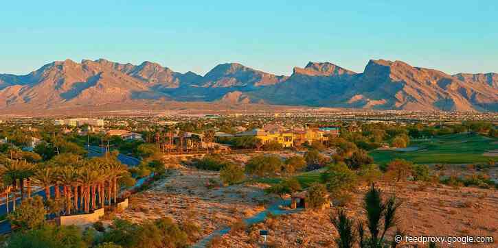 Some of the best hotels in Las Vegas aren't on the Strip - here's where to find a great stay starting at $30