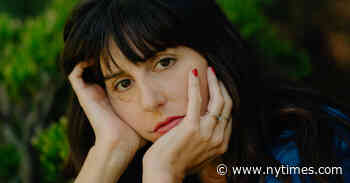 In ‘Nuclear Family,’ a Filmmaker Frames Herself