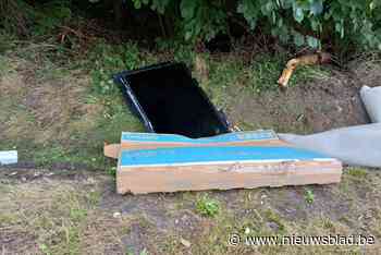 Politie identificeert sluikstorter die televisietoestel en tapijten achterlaat