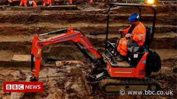 'No clear end to HS2 cost and delays' say MPs