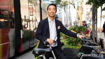 Expelled Liberal candidate says he'll sit as an Independent