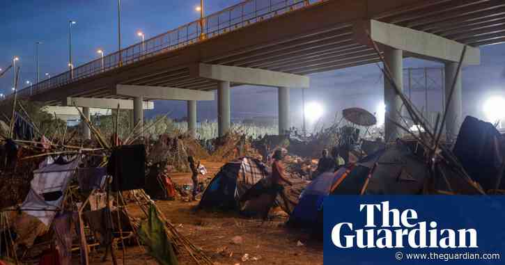 Crowded camps, garbage piles, extreme heat: migrants in Texas face unlivable conditions