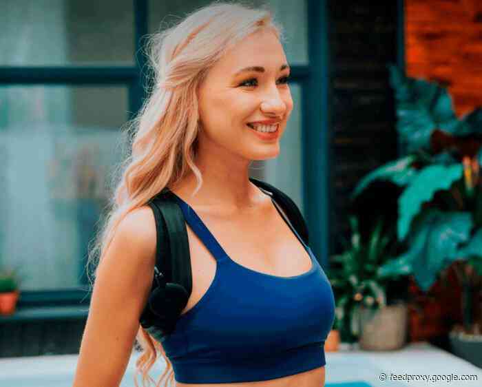 New posture corrector helps you relieve back pain and tone your muscles