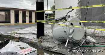 Se incendia poste de luz en la colonia Adolfo Prieto en Guadalupe - Telediario Monterrey