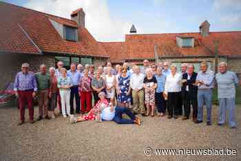 Petanqueclub viert 30ste verjaardag met daguitstap (Izegem) - Het Nieuwsblad