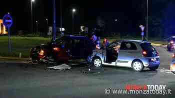 Incidente ad Arcore, schianto tra due auto: soccorsi sei ragazzi - Monza Today