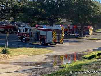 Longview FD working structure fire at Oak Forest Country Club - KLTV