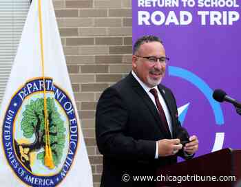 Schools in Mundelein, Lake Forest and Highland Park earn 'National Blue Ribbon' award amid 'unprecedented circumstances' - Chicago Tribune