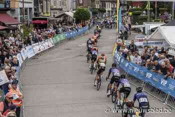 Gemeente leeft weer op tijdens Omloop van het Houtland: “Dat doet na de voorbije periode enorm veel deugd”