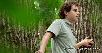 ‘Dear Evan Hansen’ Review: You’ve Got a Friend (Not)