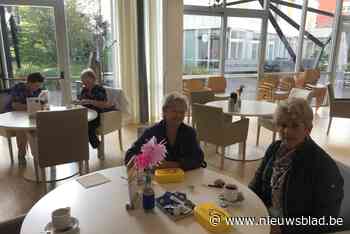 Senioren kunnen gele dozen afhalen