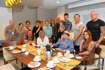 Bill overleefde vijfvoudige hersenbloeding en viert 100ste v... (Lendelede) - Het Nieuwsblad