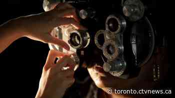 Millions unable to book eye examines as negotiations with Ontario government stall
