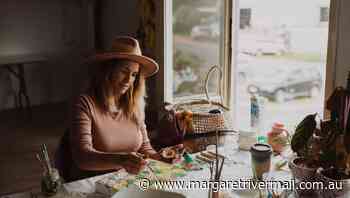 Margaret River artist Bethany Collins unveils 'Stay Golden' - August Margaret River Mail