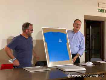 Le ACLI di Cuneo consegnano una targa per i 20 anni dell’associazione “Onde sonore” di Tarantasca - IdeaWebTv