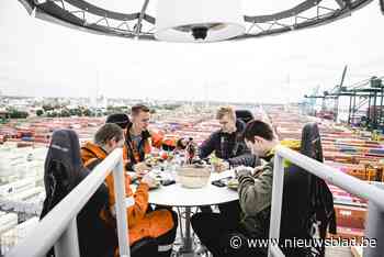 Solliciteren op hoogte in Antwerpse haven: PSA lokt nieuwe technici met Dinner in the Sky