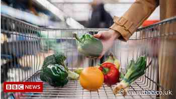 Food firms warn of panic-buying this Christmas - BBC News