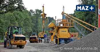 Hochbetrieb auf der L 98-Großbaustelle zwischen Rathenow und Bamme - Märkische Allgemeine Zeitung
