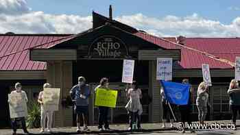 Vancouver Island long-term care staff, residents say poor management has caused decline in care