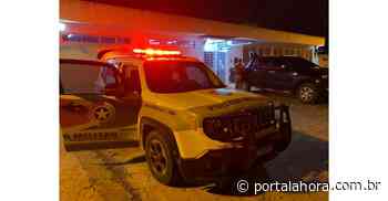 Imbituba: PM estoura ponto de venda de entorpecentes, prende traficantes e apreende arma, munições, dinheiro e drogas - Portal AHora