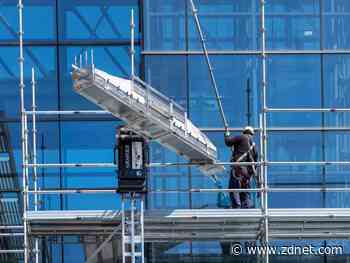 Scaffolding robot buttresses tipping construction industry