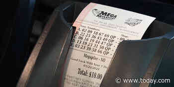 Winning $432M Mega Millions ticket sold at NYC pizzeria